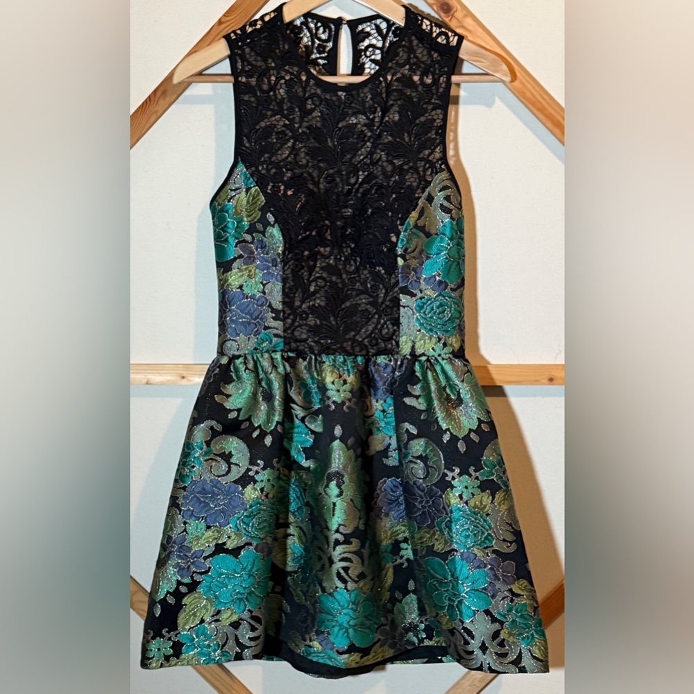 PatBO - Beautiful Blue and Green Jacquard Mini Dress Sz 4 / 36